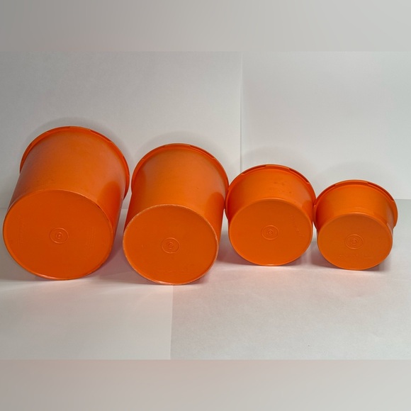 Vintage 4 Tupperware Servalier Nesting Canisters w/Lids Orange 805 807 1298 1297
